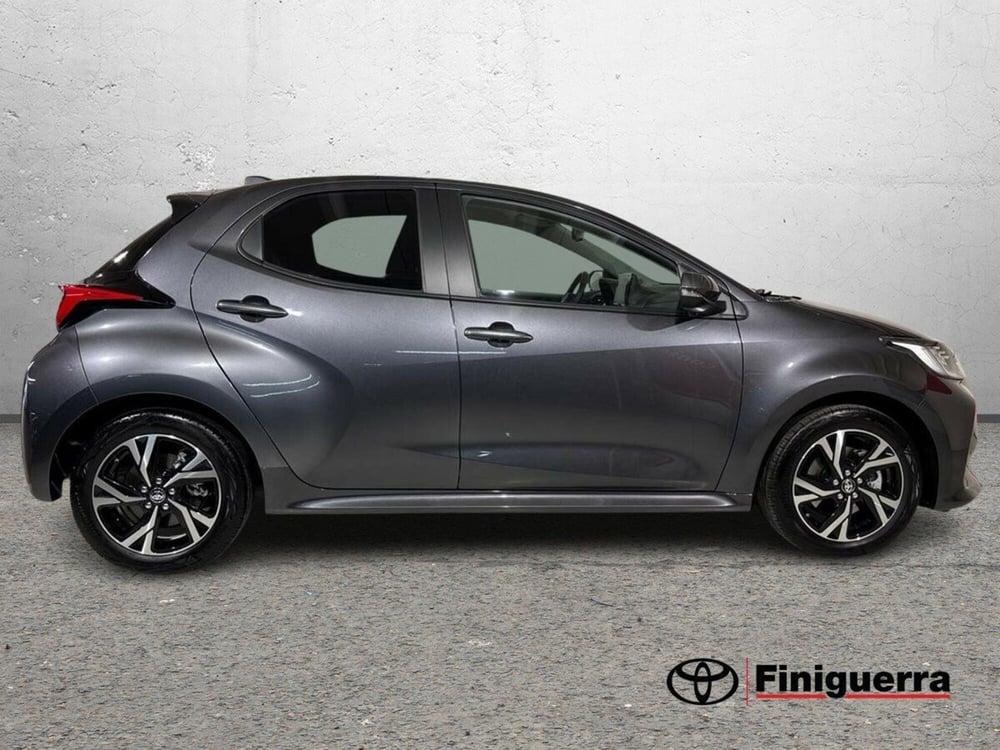 Toyota Yaris usata a Lecco (5)