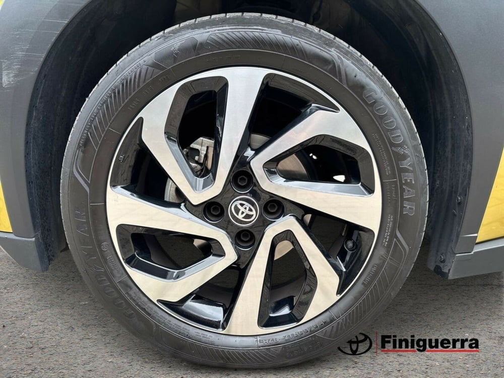 Toyota Aygo X usata a Lecco (7)