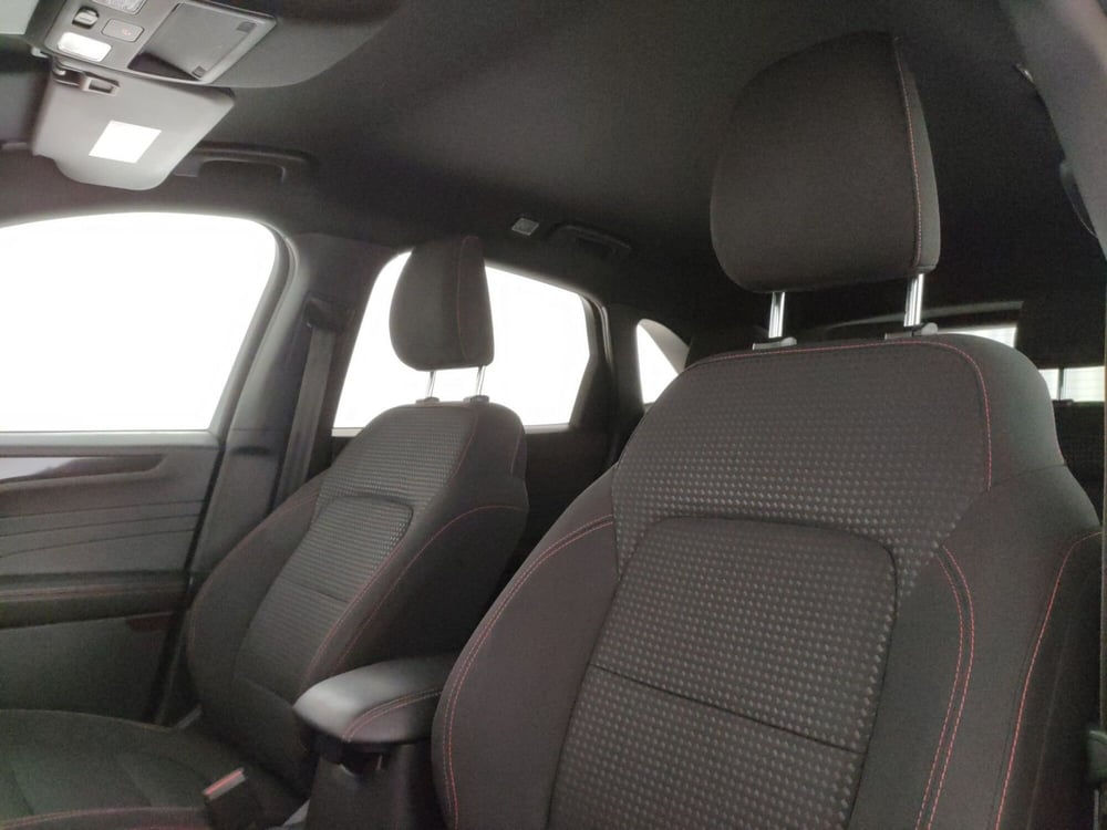 Ford Kuga usata a Roma (12)