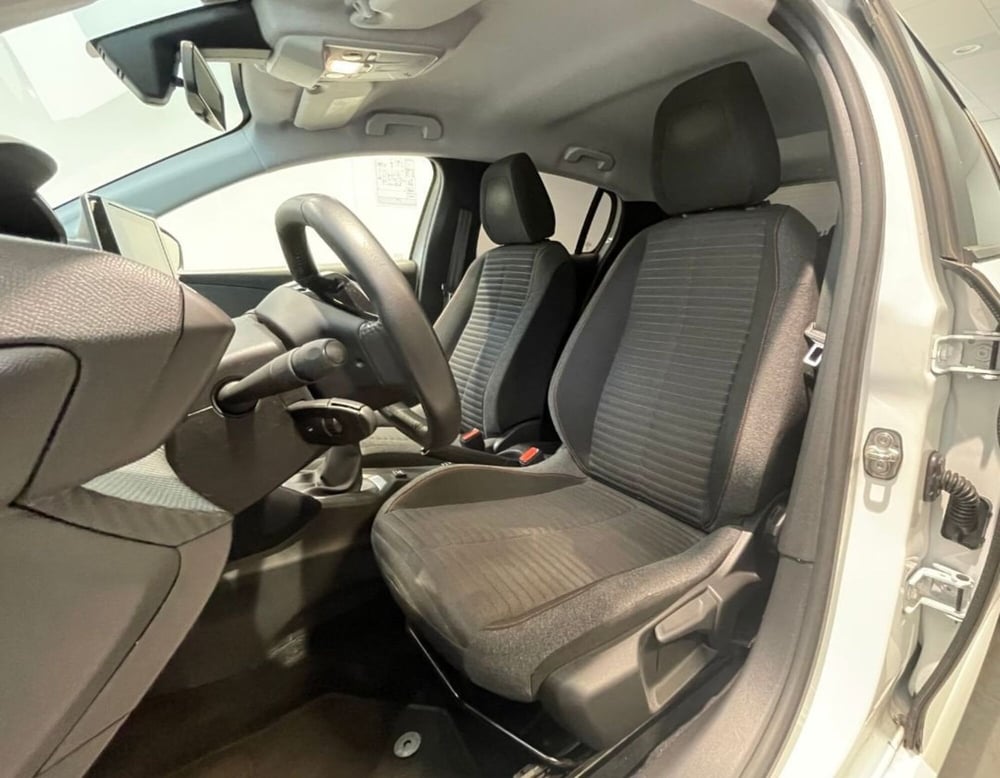 Peugeot 208 usata a Ferrara (12)