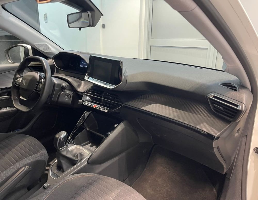 Peugeot 208 usata a Ferrara (4)