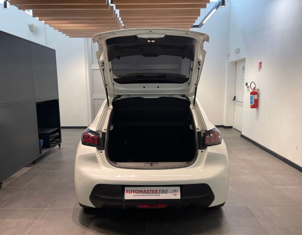 Peugeot 208 usata a Ferrara (9)
