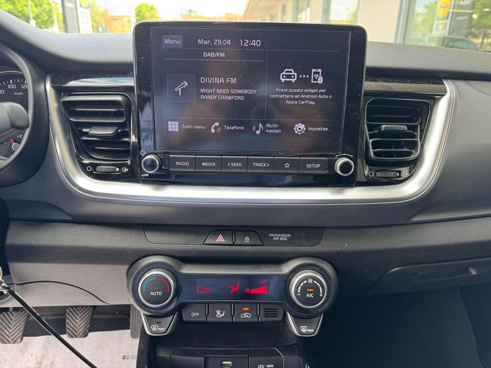 Kia Stonic usata a Napoli (13)