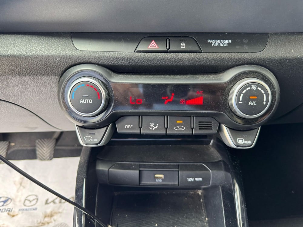 Kia Stonic usata a Napoli (14)