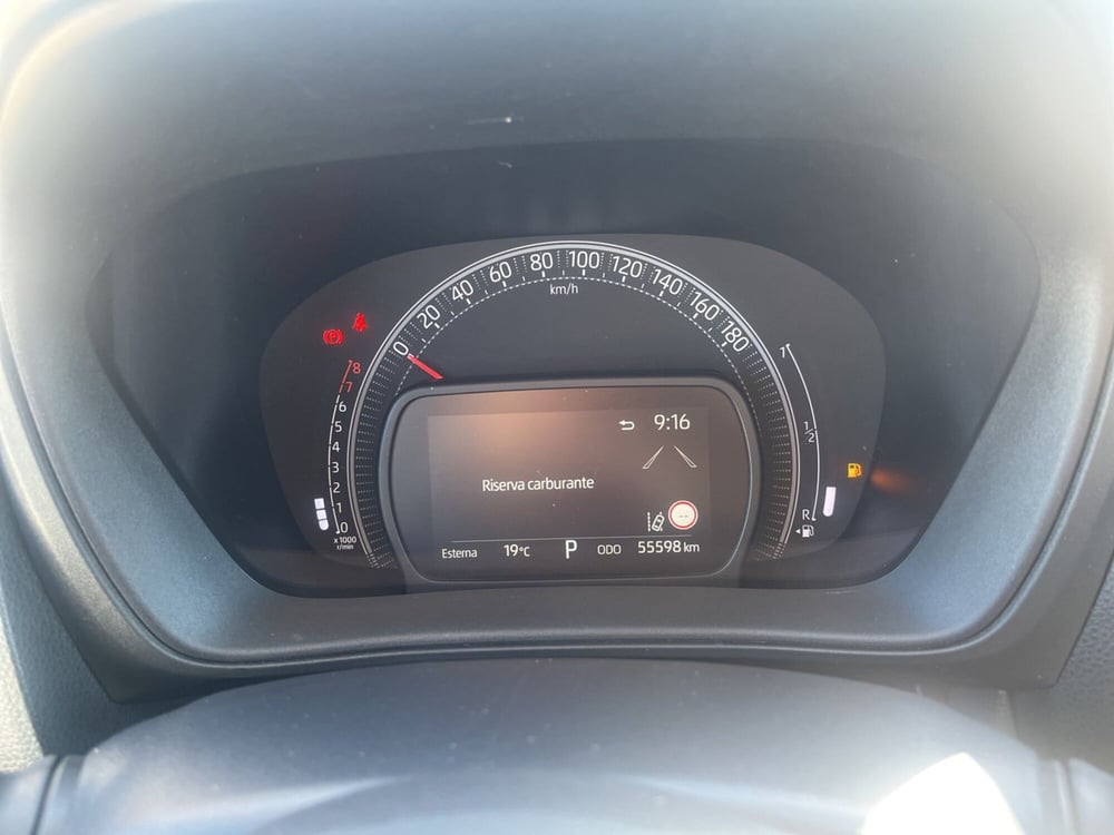 Toyota Aygo X usata a Ragusa (11)