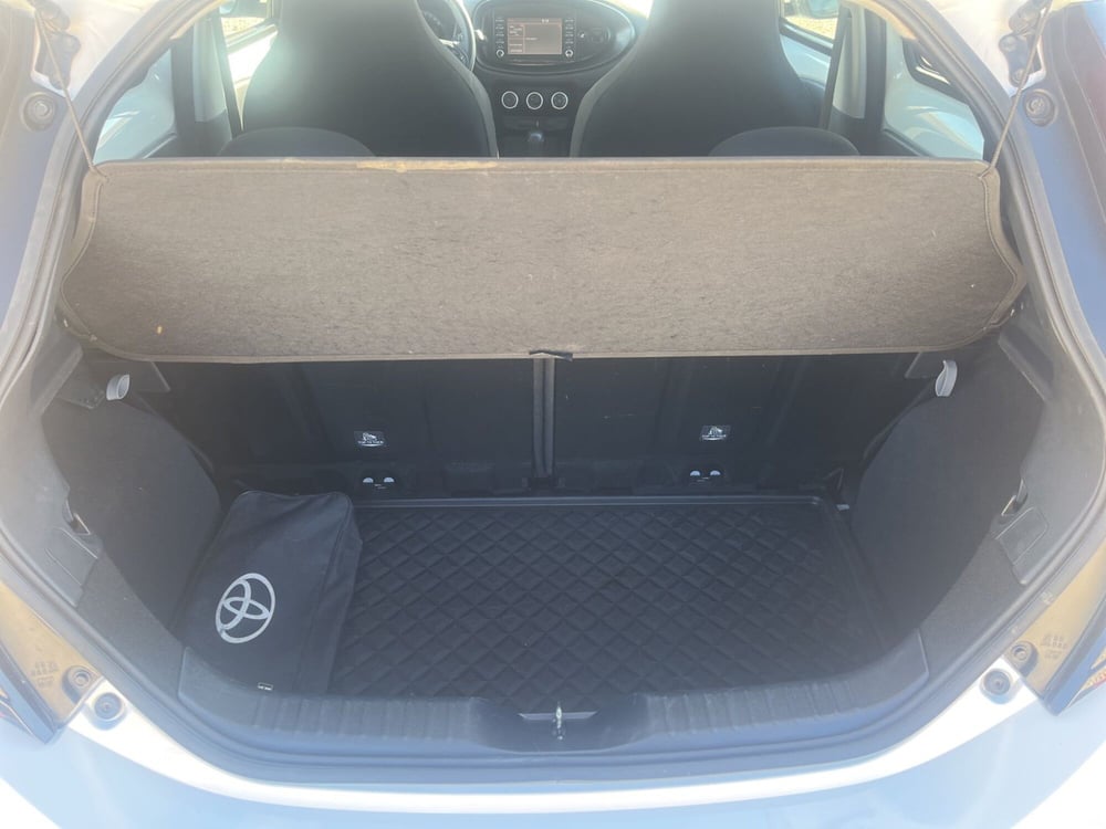Toyota Aygo X usata a Ragusa (6)