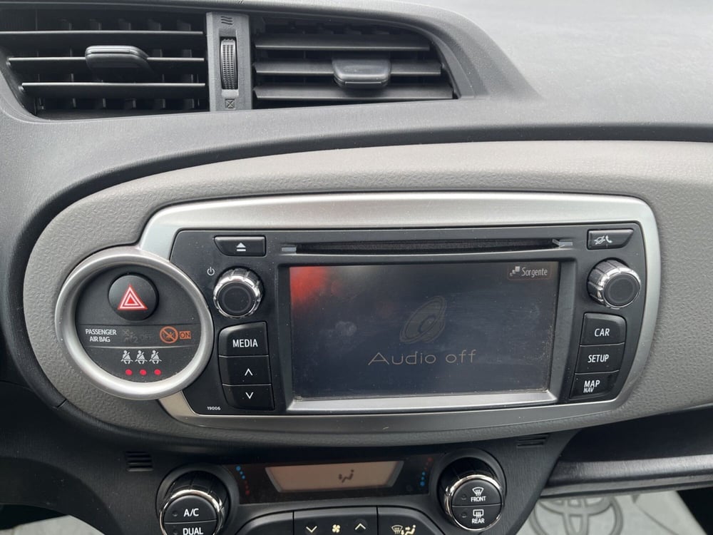 Toyota Yaris usata a Ragusa (12)