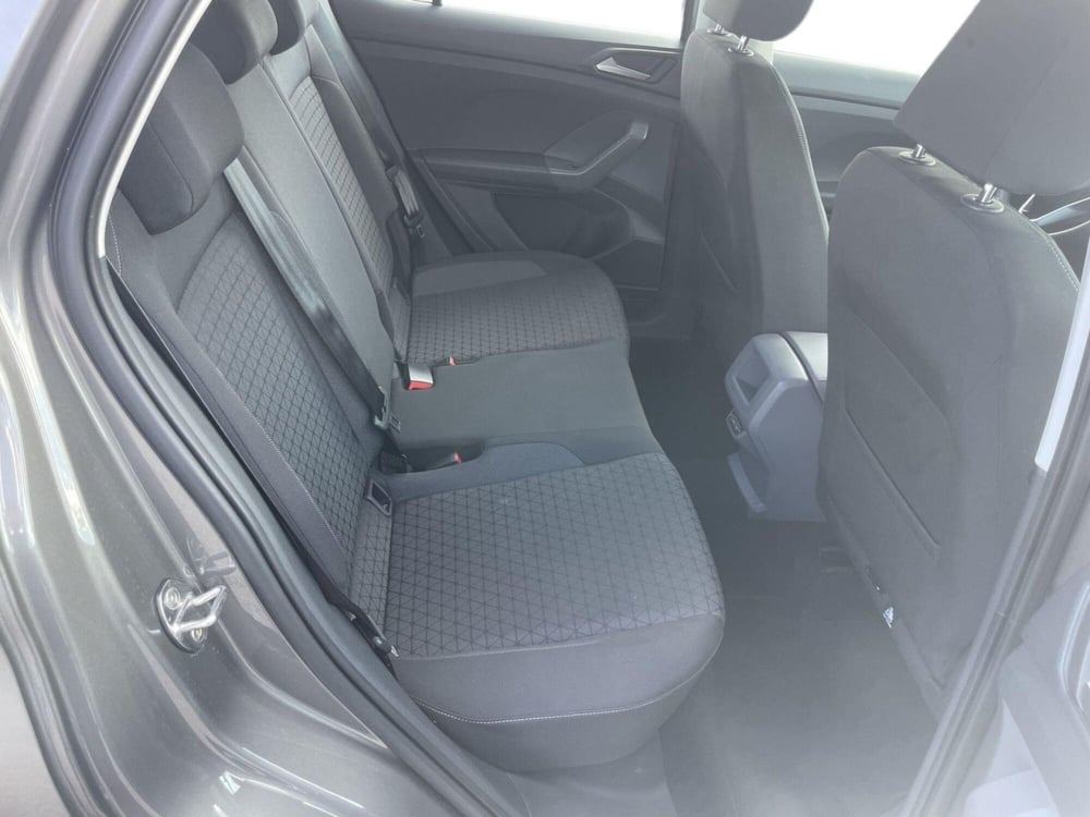Volkswagen T-Cross usata a Pistoia (13)