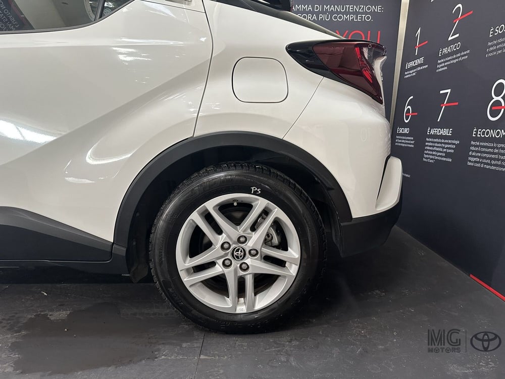 Toyota Toyota C-HR usata a Viterbo (13)