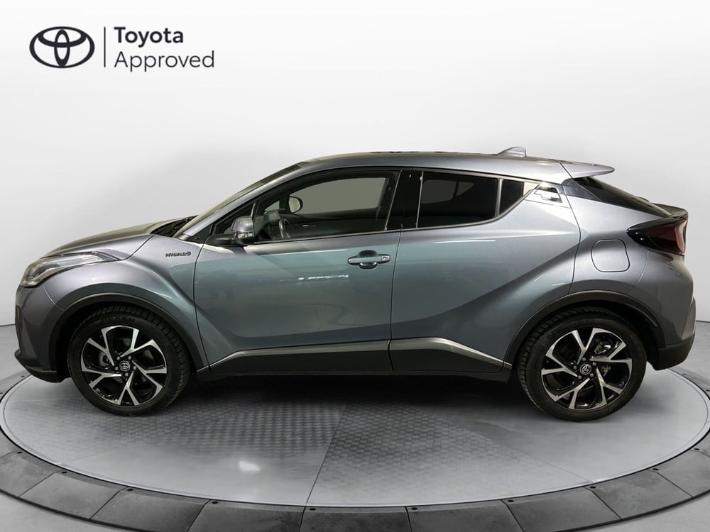 Toyota Toyota C-HR usata a Milano (3)