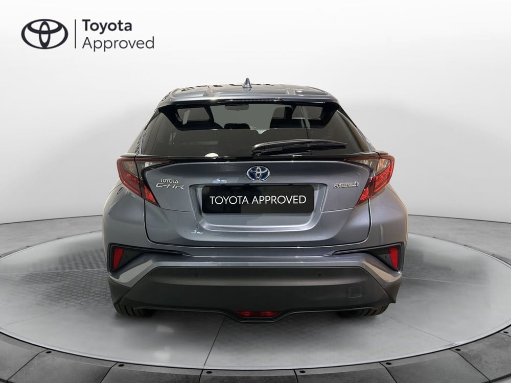 Toyota Toyota C-HR usata a Milano (4)