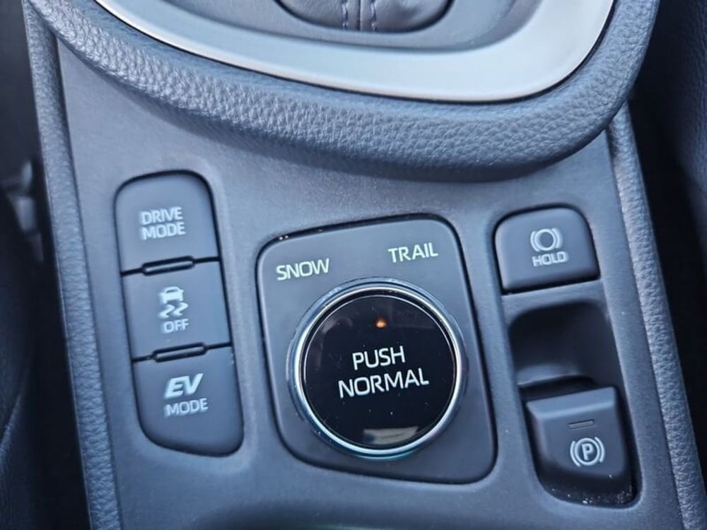 Toyota Yaris Cross usata a Vicenza (13)