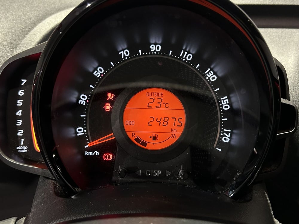 Toyota Aygo usata a Milano (13)