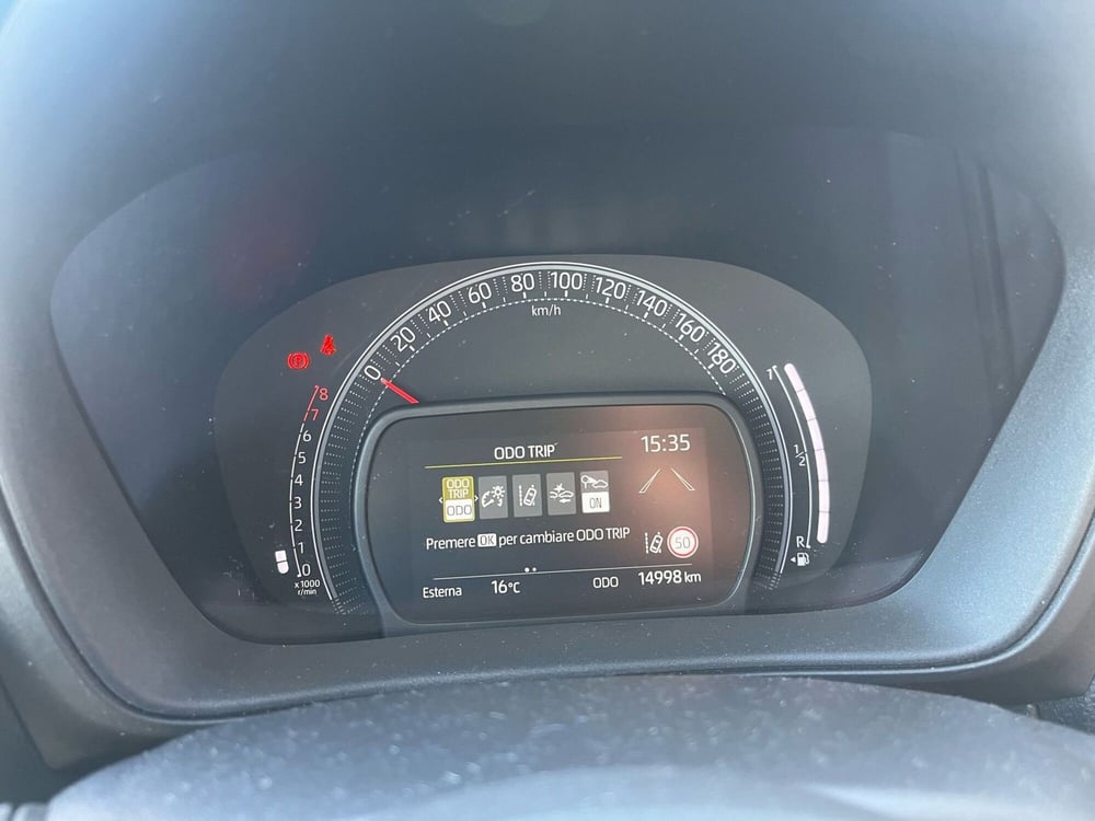 Toyota Aygo X usata a Cremona (14)
