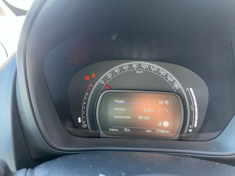 Toyota Aygo X usata a Cremona (12)