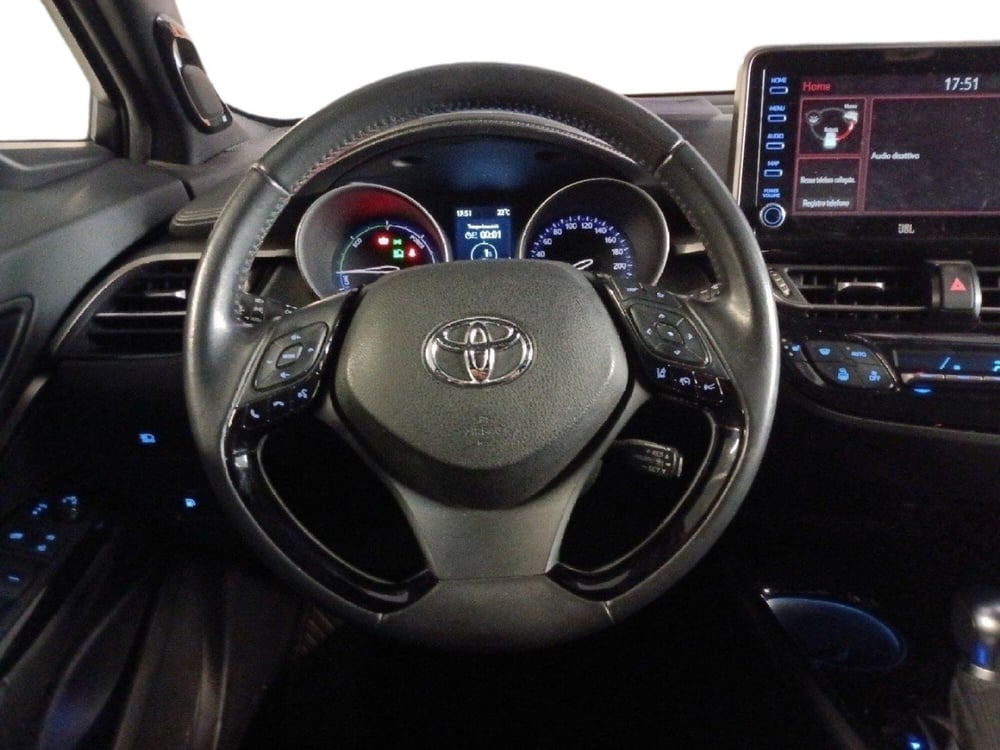 Toyota Toyota C-HR usata a Milano (17)