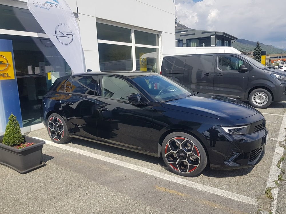 Opel Astra usata a Aosta (2)