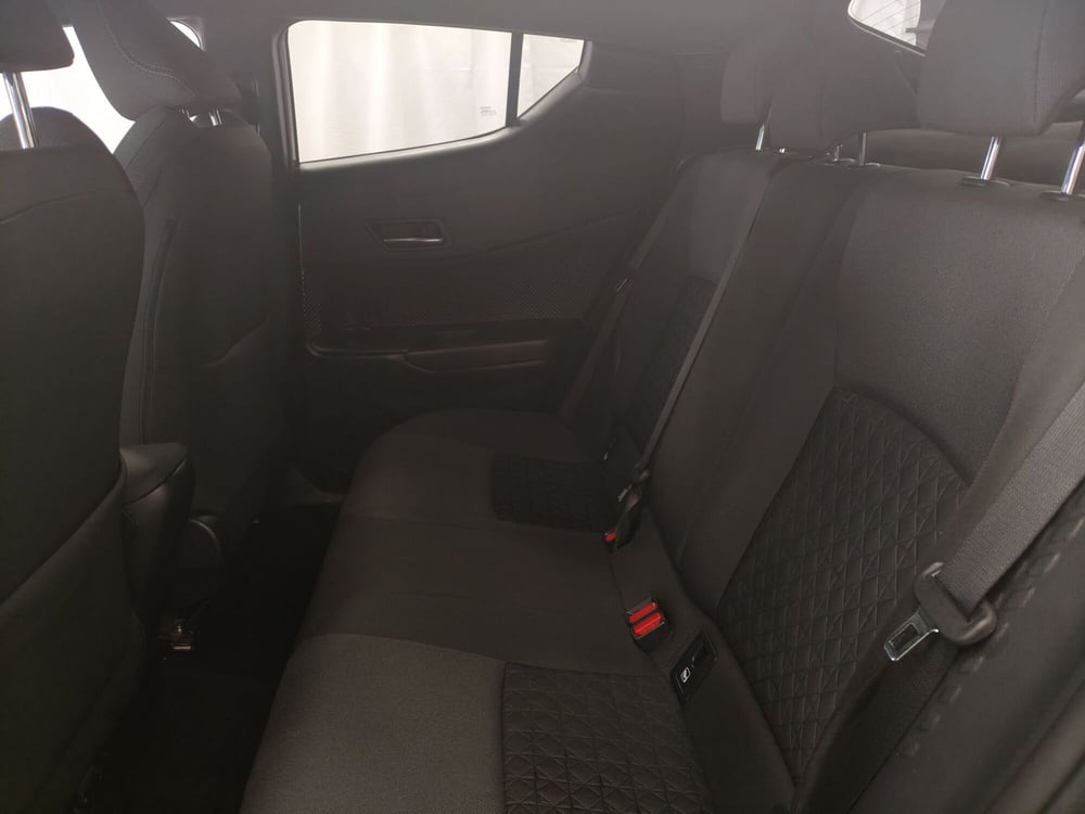 Toyota Toyota C-HR usata a Frosinone (15)