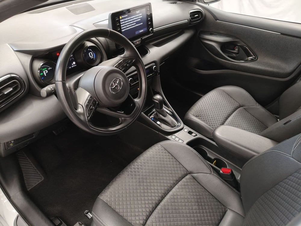 Toyota Yaris usata a Roma (12)