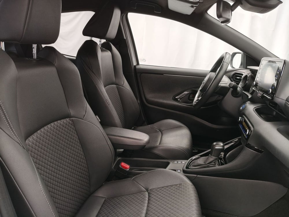 Toyota Yaris usata a Roma (6)