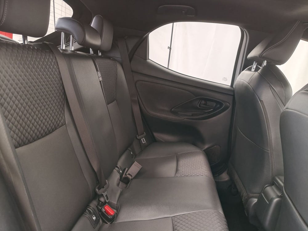 Toyota Yaris usata a Roma (8)
