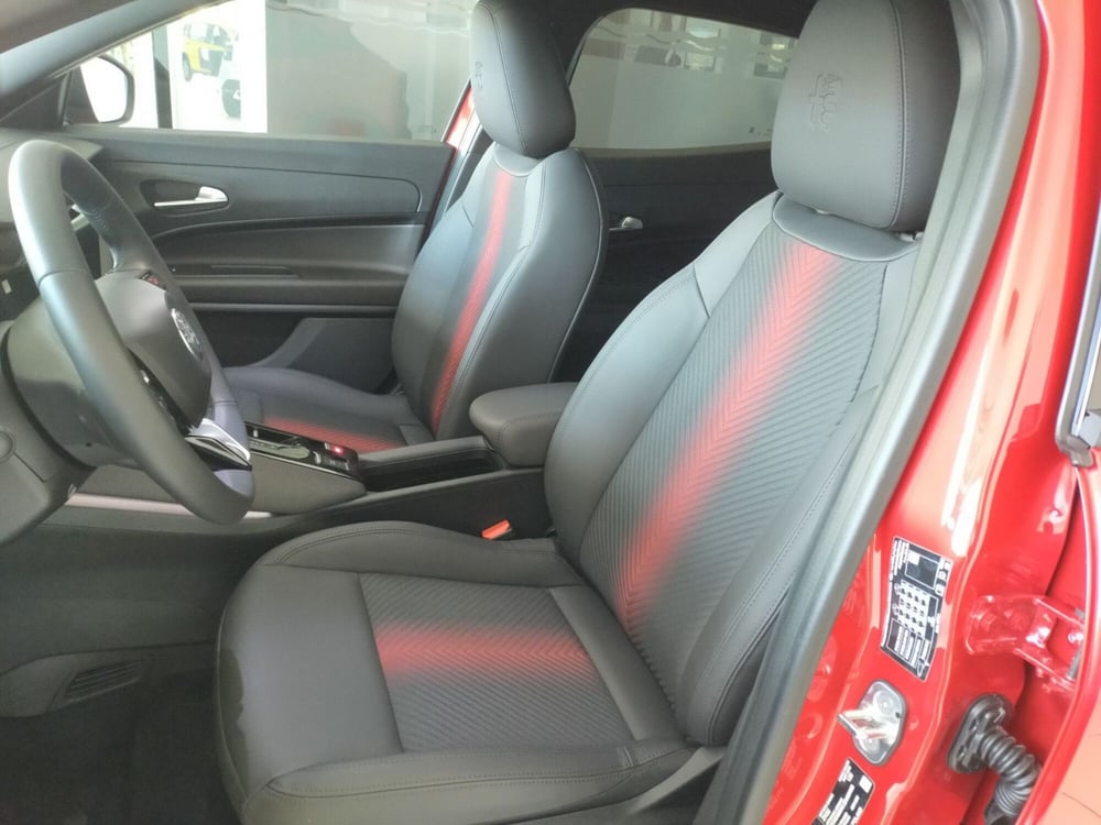 Alfa Romeo Junior nuova a Reggio Emilia (10)