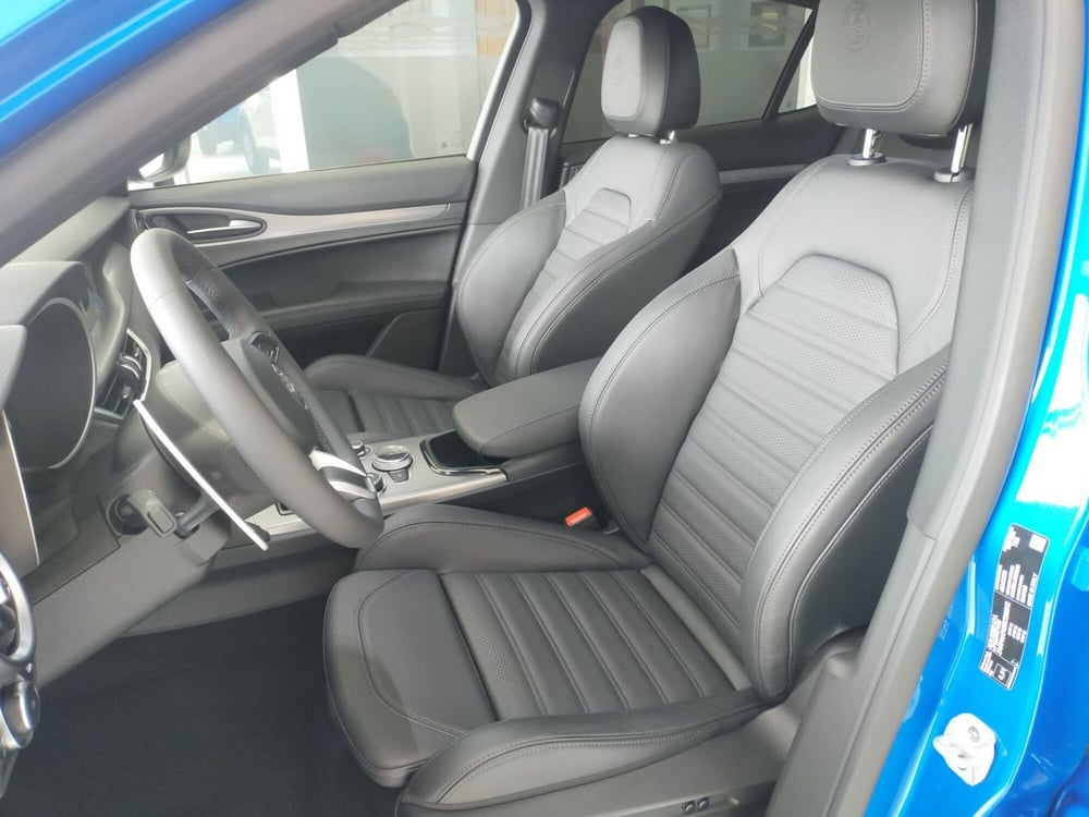 Alfa Romeo Stelvio nuova a Reggio Emilia (10)