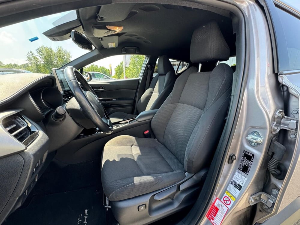 Toyota Toyota C-HR usata a Modena (12)