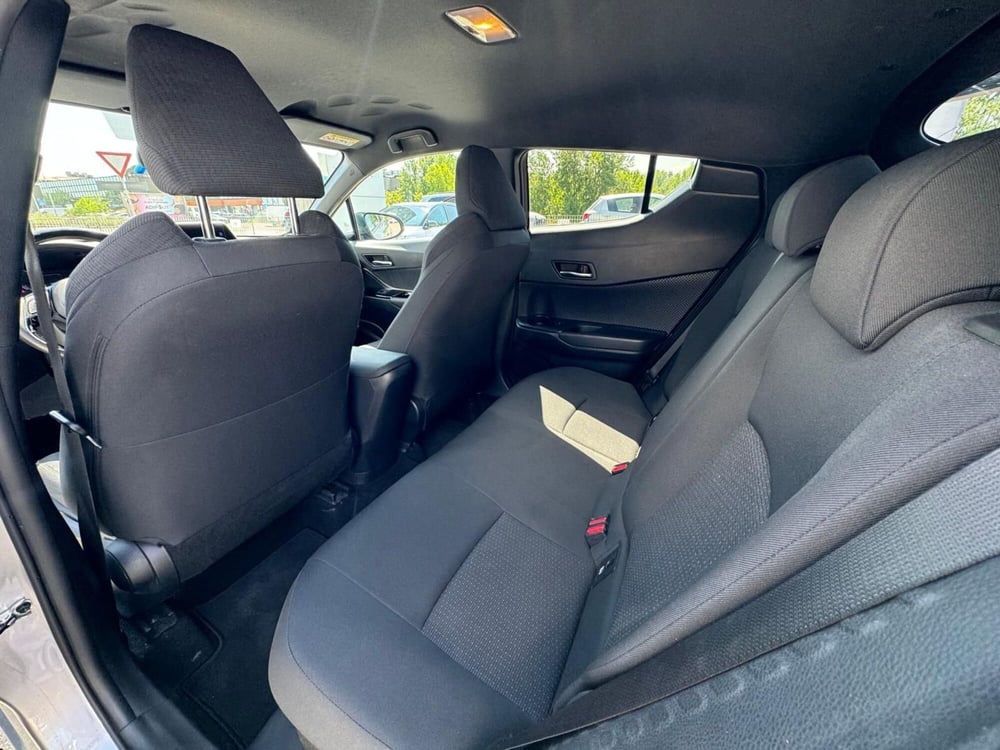 Toyota Toyota C-HR usata a Modena (15)
