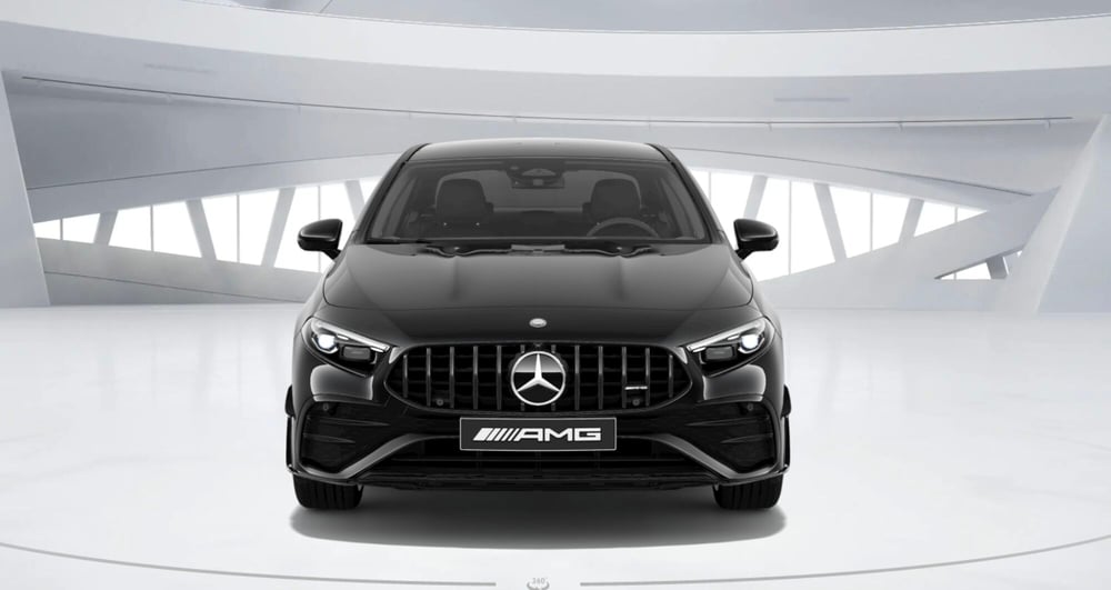 Mercedes-Benz Classe A Sedan nuova a Bergamo (2)