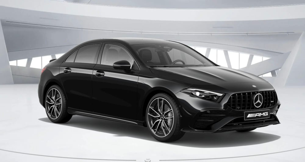 Mercedes-Benz Classe A Sedan nuova a Bergamo (3)