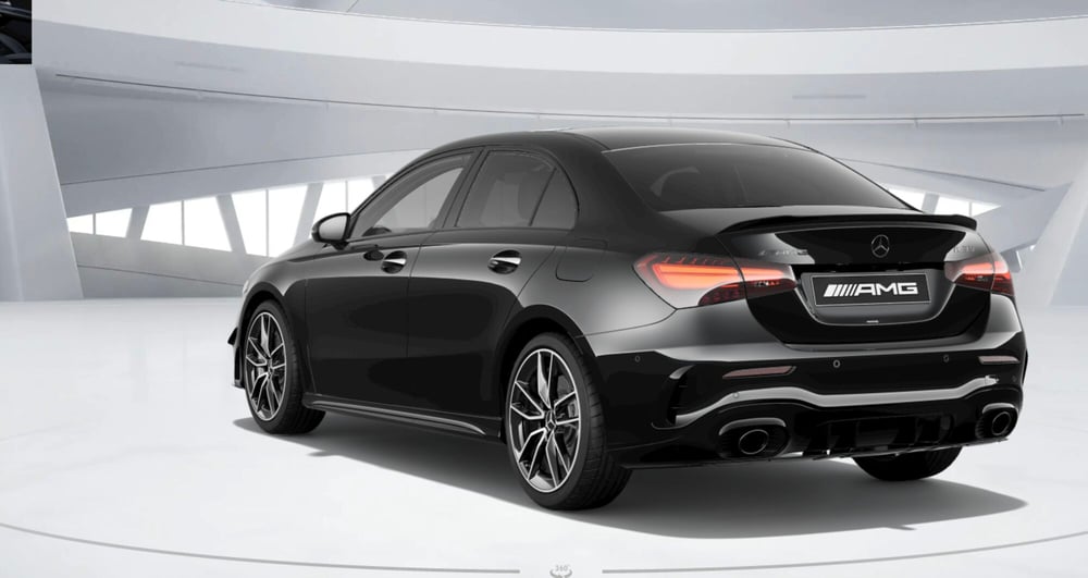 Mercedes-Benz Classe A Sedan nuova a Bergamo (6)