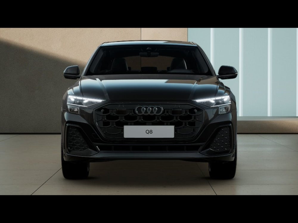 Audi Q8 nuova a Livorno (4)