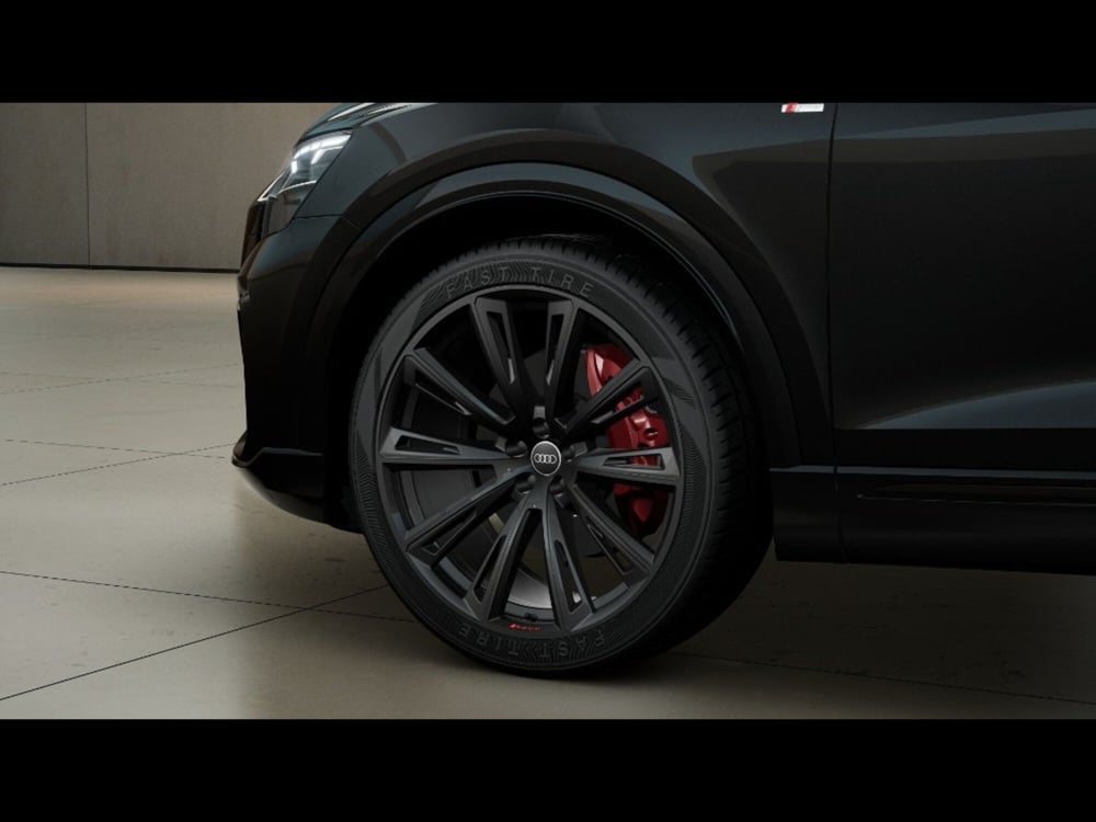 Audi Q8 nuova a Livorno (6)