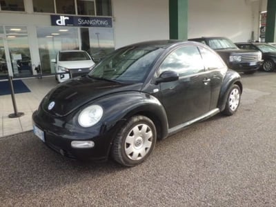 Volkswagen New Beetle 1.6 del 2003 usata a Pordenone