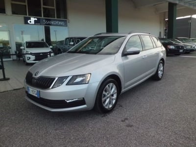 Skoda Octavia Station Wagon 1.6 TDI CR 105 CV Wagon Executive del 2017 usata a Pordenone