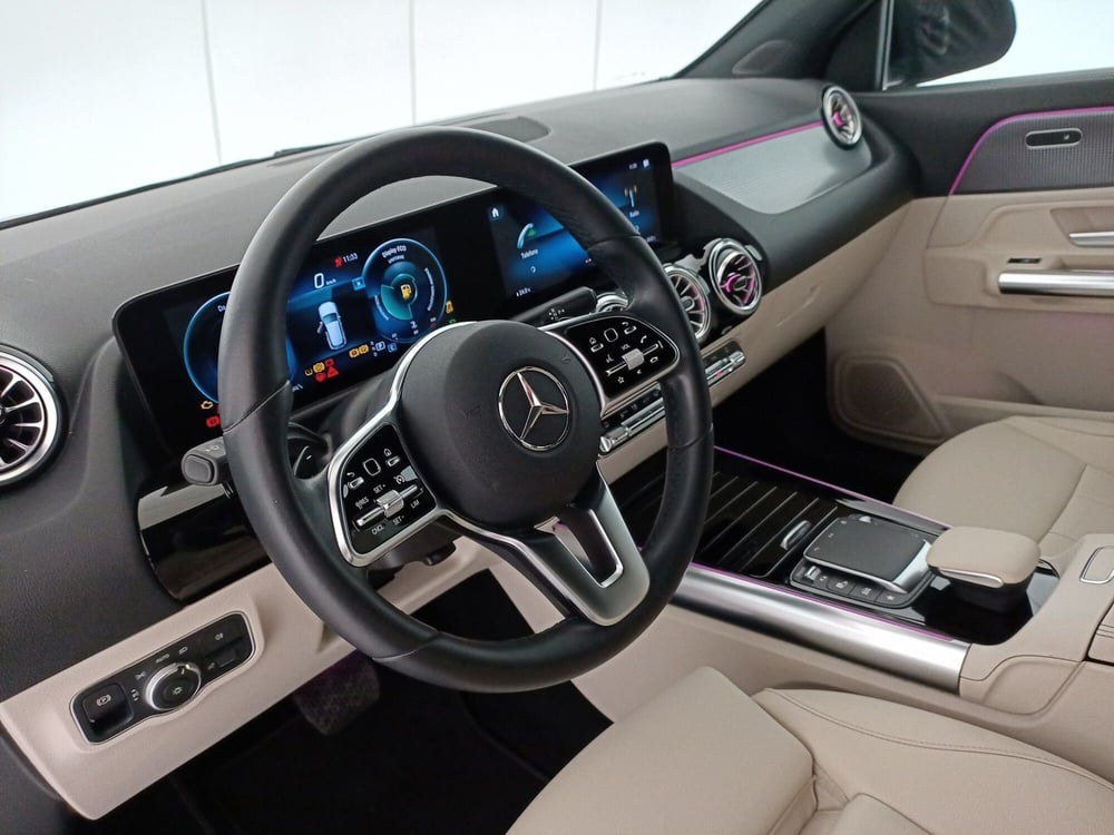 Mercedes-Benz GLA SUV usata a Matera (5)