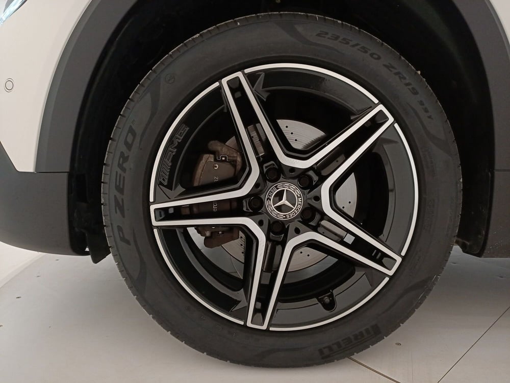 Mercedes-Benz GLB usata a Bari (13)
