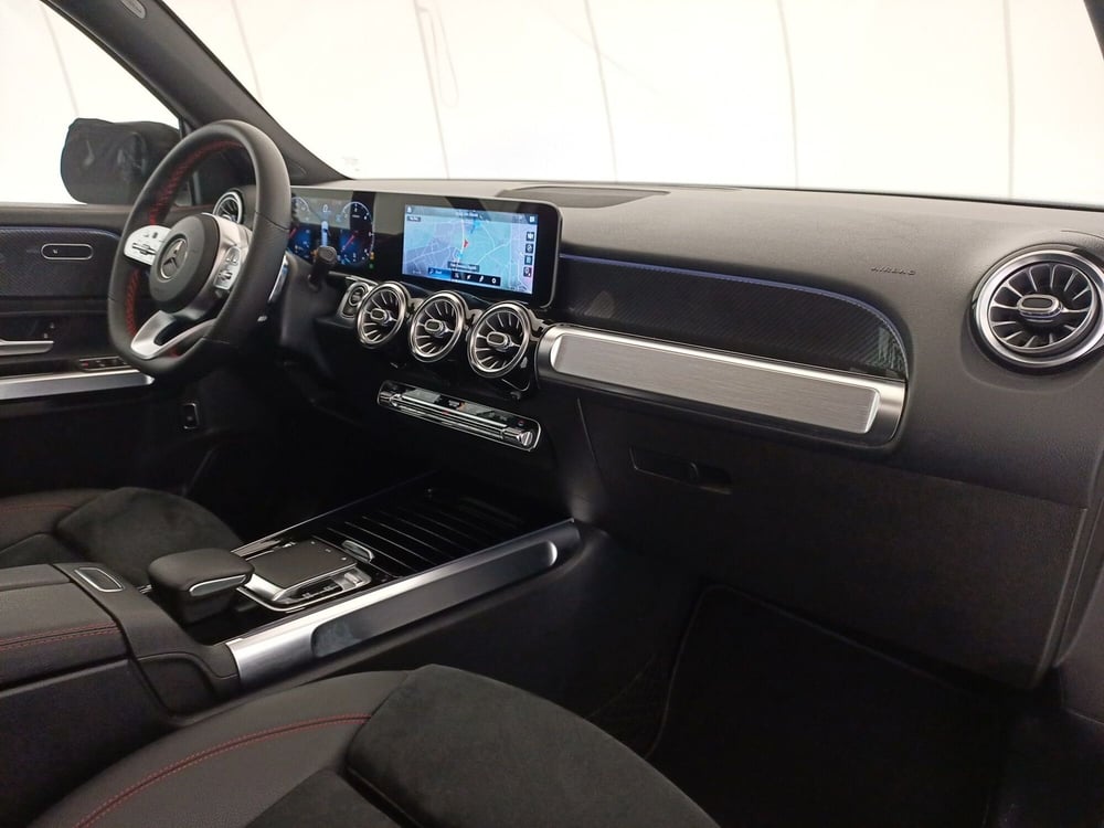 Mercedes-Benz GLB usata a Bari (7)