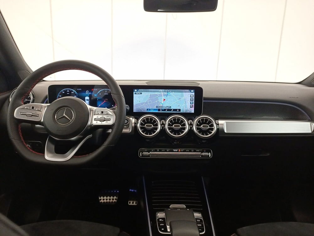 Mercedes-Benz GLB usata a Bari (9)