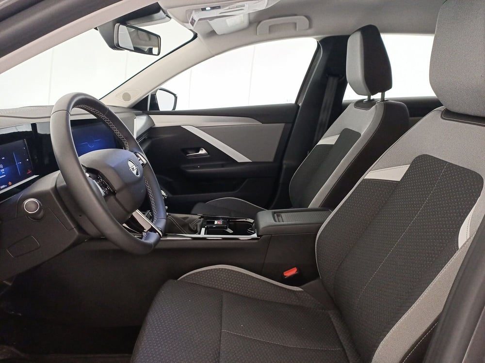 Opel Astra usata a Bari (6)
