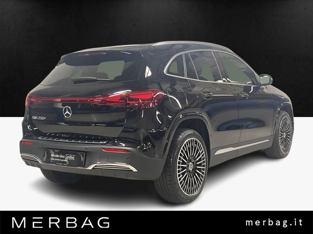 Mercedes-Benz EQA usata a Milano (2)