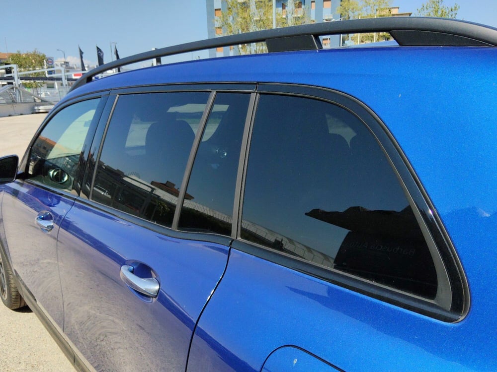 Mercedes-Benz GLB nuova a Pescara (6)