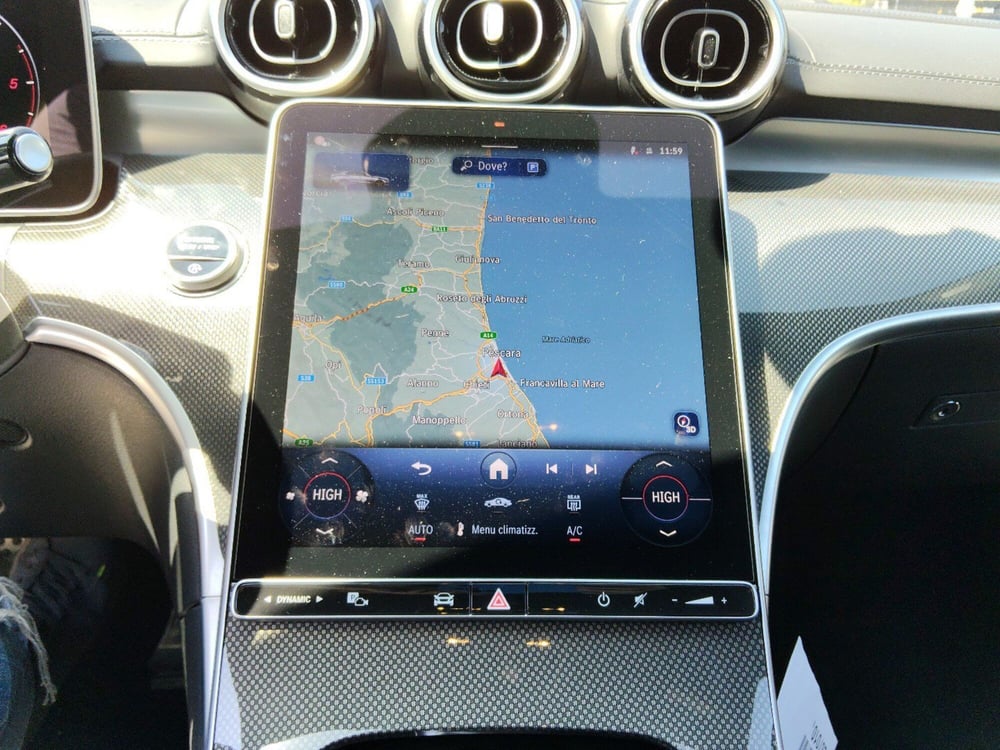 Mercedes-Benz Classe C nuova a Pescara (16)