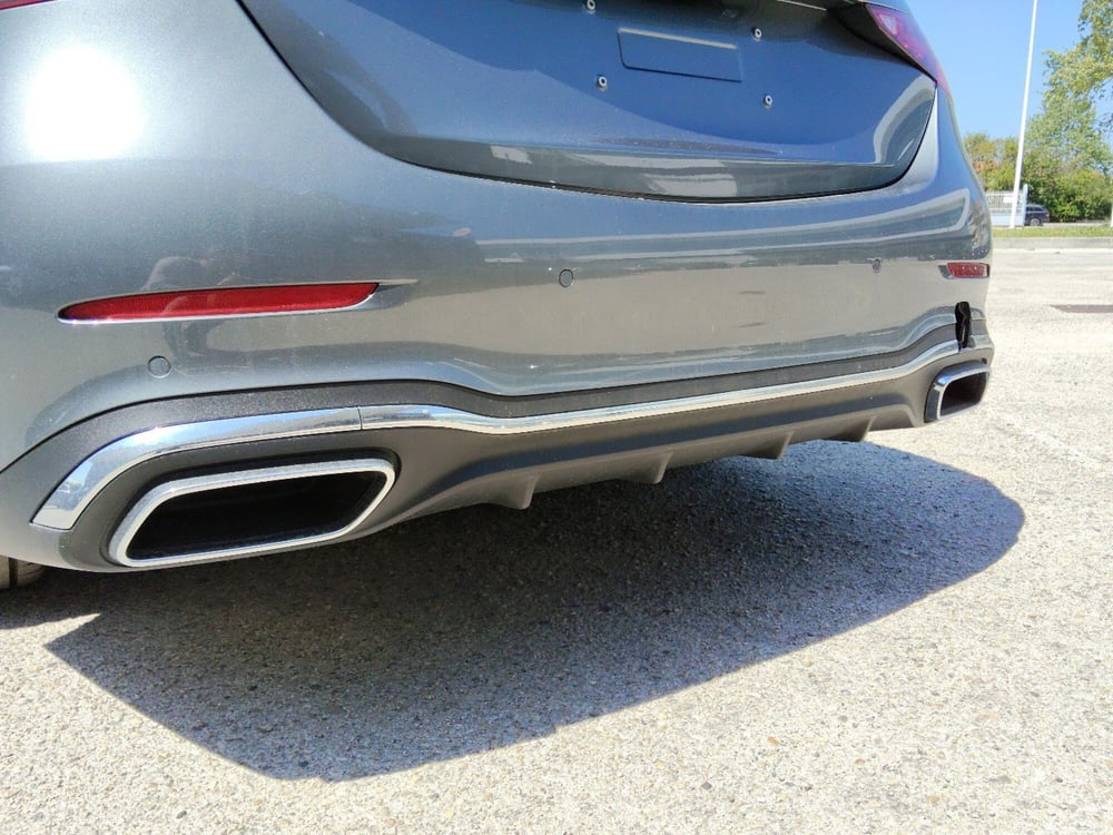 Mercedes-Benz Classe C nuova a Pescara (6)