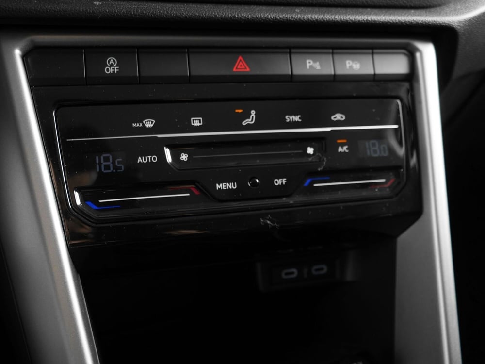 Volkswagen T-Roc nuova a Padova (10)