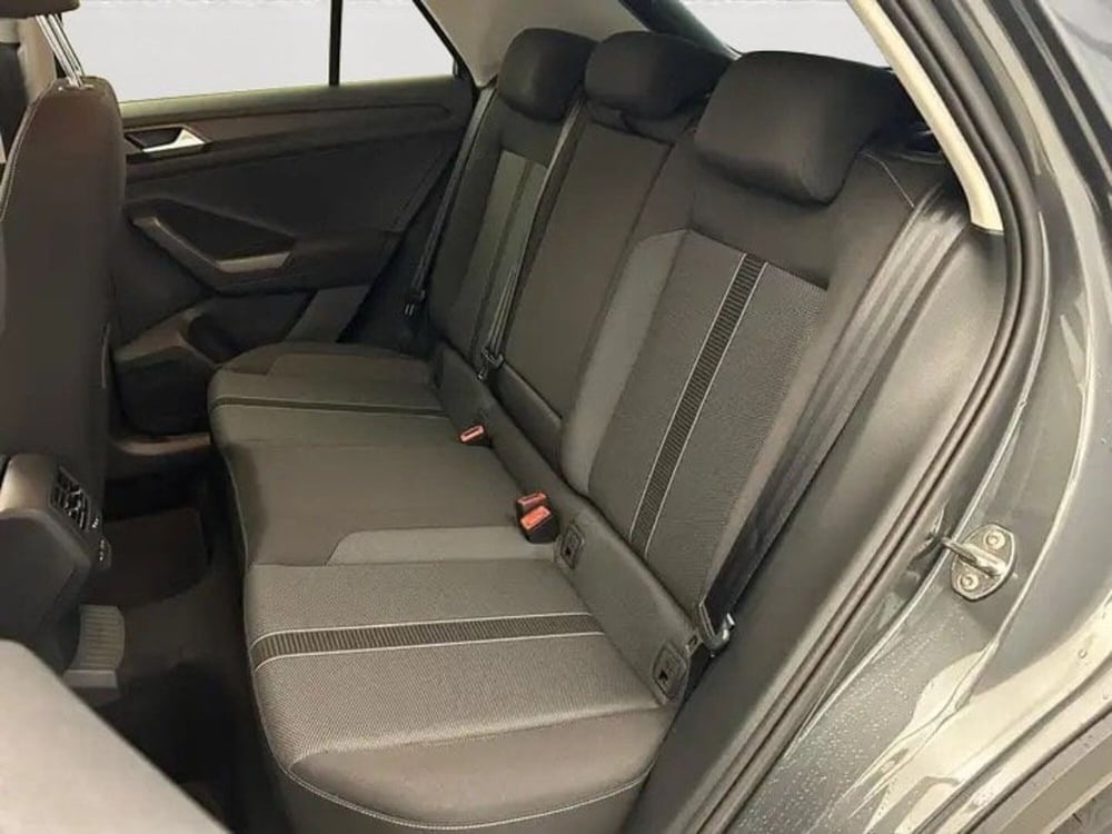 Volkswagen T-Roc nuova a Padova (7)