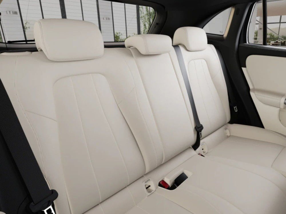 Mercedes-Benz GLA SUV nuova a Ancona (11)
