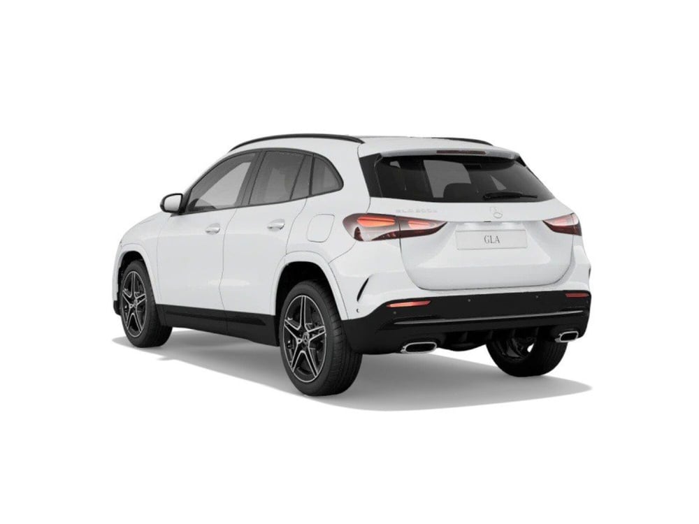 Mercedes-Benz GLA SUV nuova a Ancona (3)