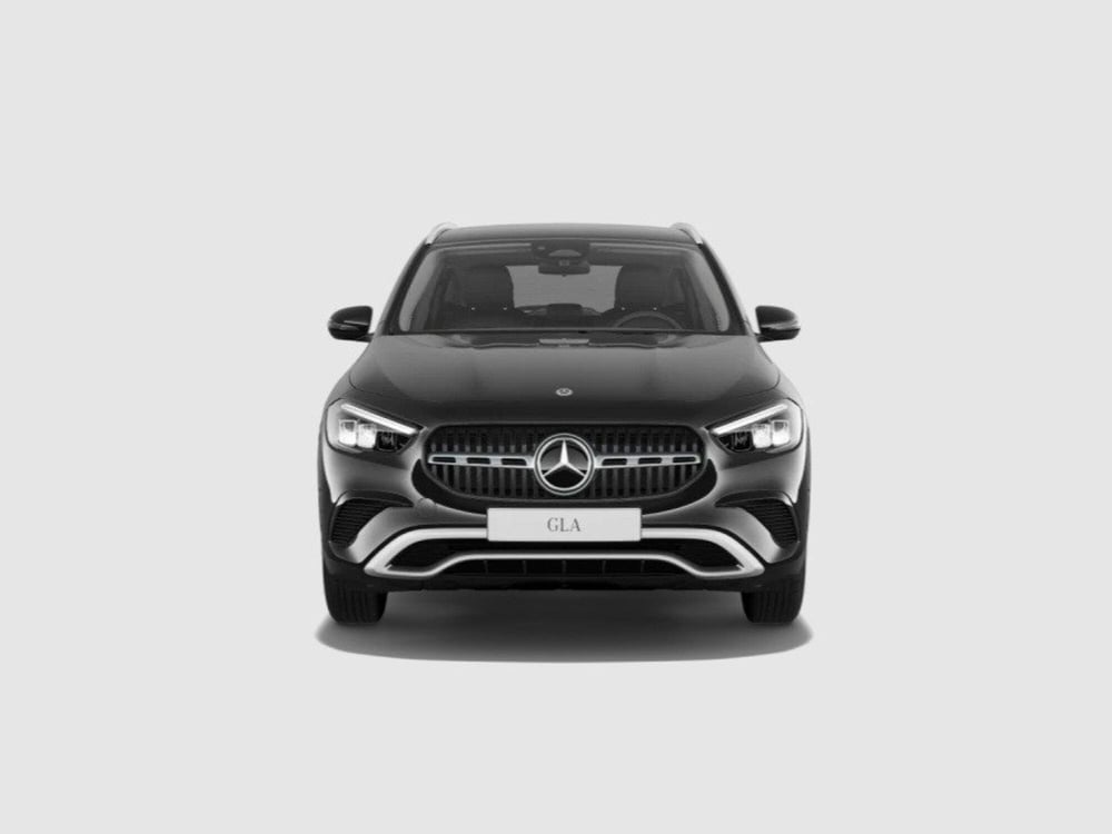 Mercedes-Benz GLA SUV nuova a Ancona (8)
